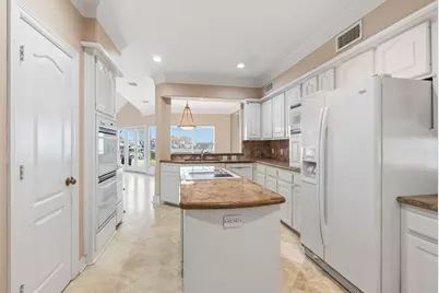 106 Cove Point, Montgomery, TX 77356 - Photo 13