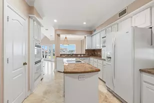 106 Cove Point, Montgomery, TX 77356 - Photo 13