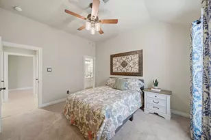 527 Jordan Creek Ct, League City, TX 77573 - Photo 37