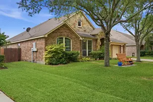 527 Jordan Creek Ct, League City, TX 77573 - Photo 3