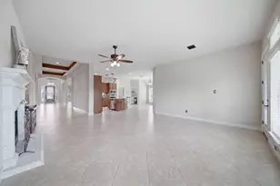 527 Jordan Creek Ct, League City, TX 77573 - Photo 15