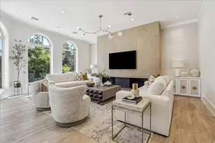 608 Little John Ln, Houston, TX 77024 - Photo 13