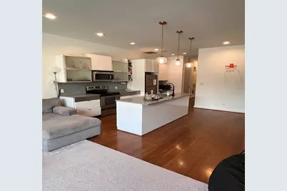 207 Pierce Street #206, Houston, TX 77002 - Photo 5