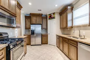 11434 Barbican Court, Conroe, TX 77304 - Photo 9