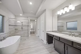 323 S Cadence Hills Loop, Conroe, TX 77318 - Photo 21