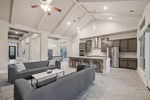 323 S Cadence Hills Loop, Conroe, TX 77318 - Photo 13