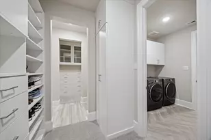 323 S Cadence Hills Loop, Conroe, TX 77318 - Photo 25