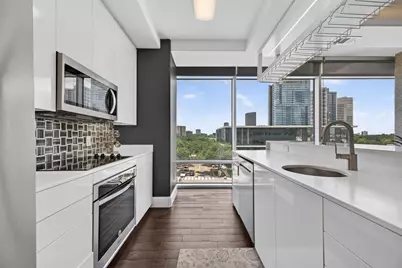 1901 Post Oak Boulevard #505, Houston, TX 77056 - Photo 11