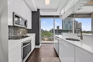 1901 Post Oak Blvd, Houston, TX 77056 - Photo 11