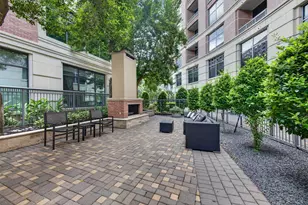 1901 Post Oak Blvd, Houston, TX 77056 - Photo 29