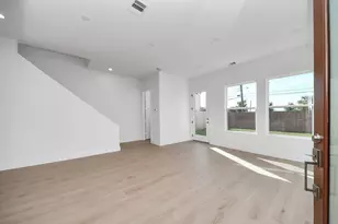 2210 Diagonal Ln, Houston, TX 77051 - Photo 3