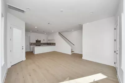 2210 Diagonal Lane, Houston, TX 77051 - Photo 9