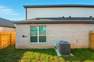 1809 Peach Creek Dr, Dayton, TX 77535 - Photo 9