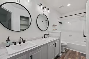 10 Jenny Wren Ct, The Woodlands, TX 77382 - Photo 27