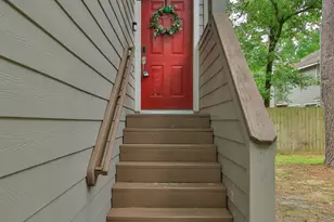 10 Jenny Wren Ct, The Woodlands, TX 77382 - Photo 5
