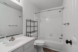 10 Jenny Wren Ct, The Woodlands, TX 77382 - Photo 37
