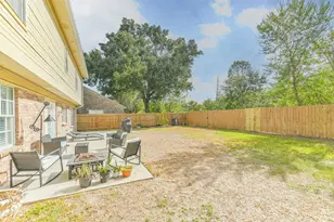 10215 Tablerock Dr, Houston, TX 77064 - Photo 33