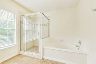 10215 Tablerock Dr, Houston, TX 77064 - Photo 25