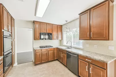 10215 Tablerock Drive, Houston, TX 77064 - Photo 11