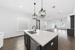 819 W 19th St, Houston, TX 77008 - Photo 15