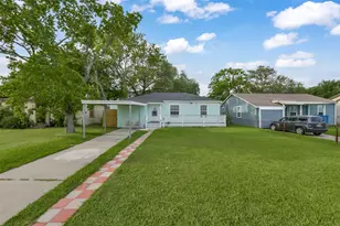 228 16th Ave N, Texas City, TX 77590 - Photo 3