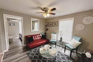 5605 Robertson St, Houston, TX 77009 - Photo 1