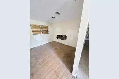 16419 W Crosby Street, Crosby, TX 77532 - Photo 3