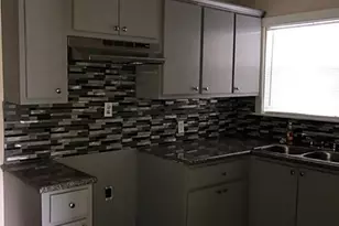 3204 Napoleon St, Houston, TX 77004 - Photo 5