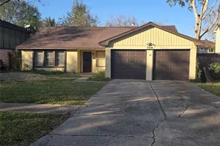 2310 Lees Ct, League City, TX 77573 - Photo 1