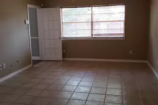 2310 Lees Ct, League City, TX 77573 - Photo 9