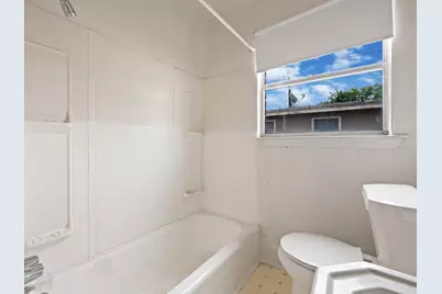 7410 Lindencrest Street, Houston, TX 77061 - Photo 9