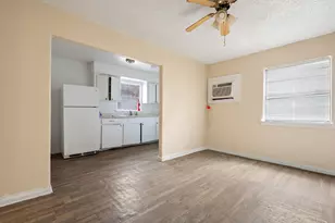 7410 Lindencrest St, Houston, TX 77061 - Photo 23