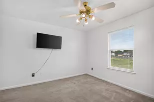 5507 Violet Path Ln, Houston, TX 77085 - Photo 39