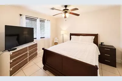 12711 Cooperstown Drive, Houston, TX 77089 - Photo 15