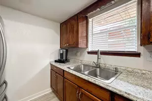12711 Cooperstown Dr, Houston, TX 77089 - Photo 9