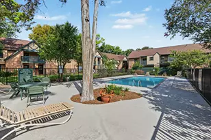 8221 Kingsbrook Rd, Houston, TX 77024 - Photo 15