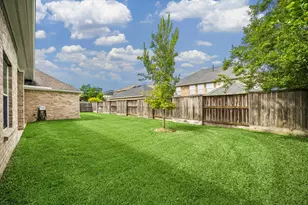 7715 Bayou Green Ln, Sugar Land, TX 77479 - Photo 25