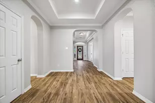 7715 Bayou Green Ln, Sugar Land, TX 77479 - Photo 3