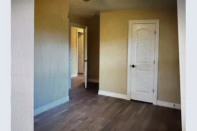 215 Anna Street, Tomball, TX 77375 - Photo 3