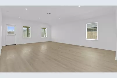 1023 River Coral, Alvin, TX 77511 - Photo 7