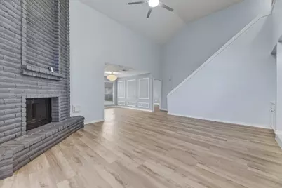 2118 Creekshire Drive, Sugar Land, TX 77478 - Photo 5