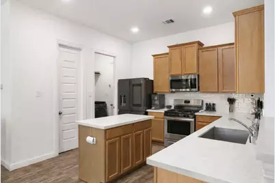 2609 Pines Trace Lane, League City, TX 77573 - Photo 7