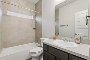 8434 Beacon Bay Cir, Baytown, TX 77523 - Photo 17