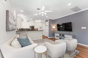 6107 Windwater Pointe, Houston, TX 77036 - Photo 9