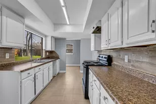 15603 Mira Monte Dr, Houston, TX 77083 - Photo 13