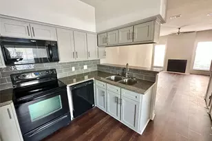 2626 Holly Hall St, Houston, TX 77054 - Photo 11