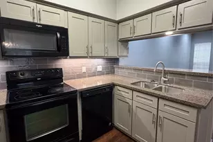 2626 Holly Hall St, Houston, TX 77054 - Photo 9