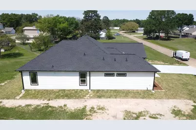 234 Candlelight Lane, Livingston, TX 77351 - Photo 3