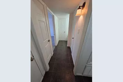 1516 Bay Area Boulevard #B2, Houston, TX 77058 - Photo 15