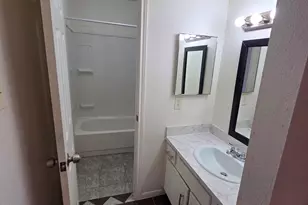 1516 Bay Area Blvd, Houston, TX 77058 - Photo 9